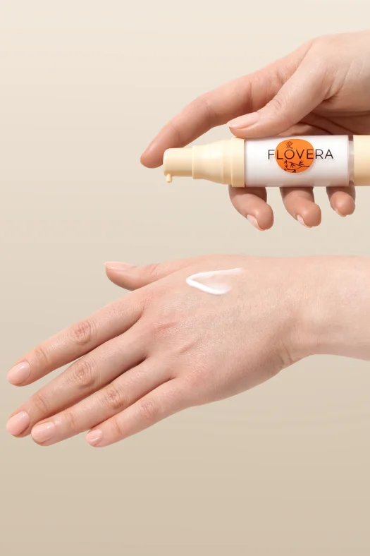 Тонирующий флюид BIO CAPSULE CREAM SPF 20  тон 01