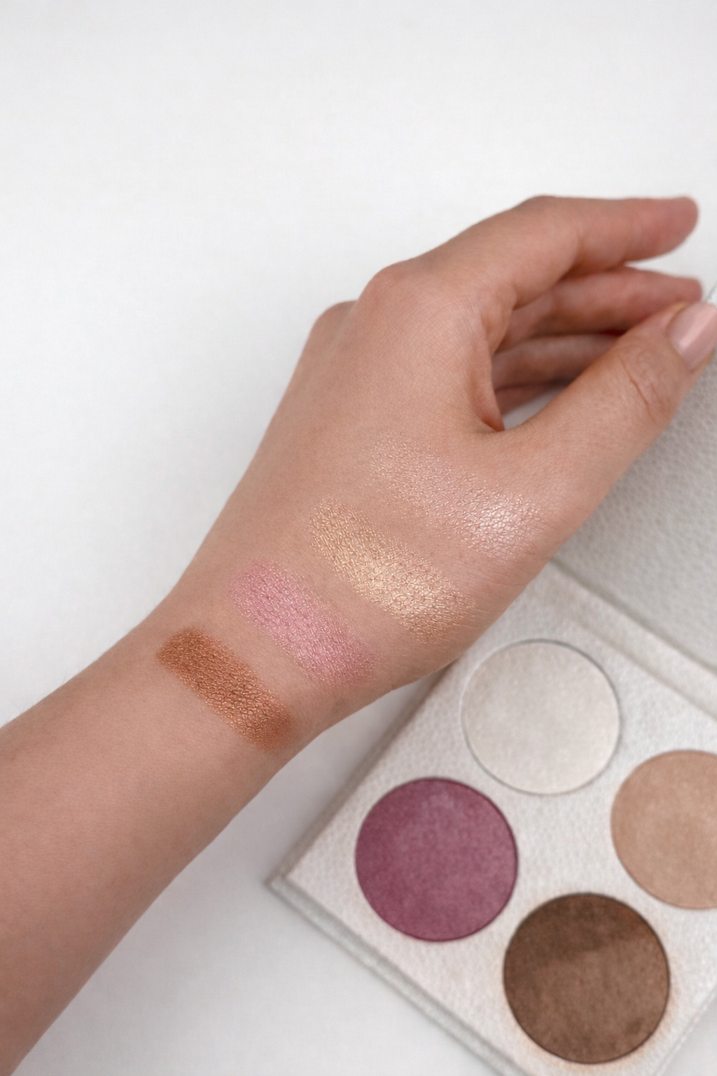 Палетка хайлайтеров OPENSTAGE GLOW FACE PALETTE 