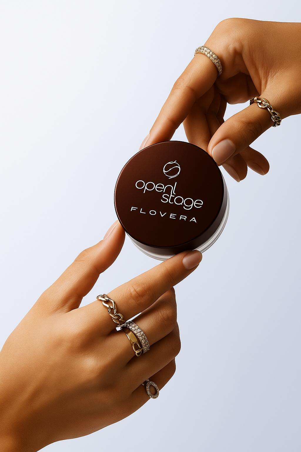 Выравнивающая рассыпчатая пудра SKIN GLOW PRISM тон 01